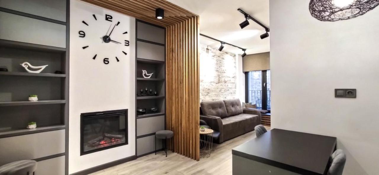 Petrovdom 52,67,205,213 In Smart Apartments In New York Concept House Kiev Exterior foto