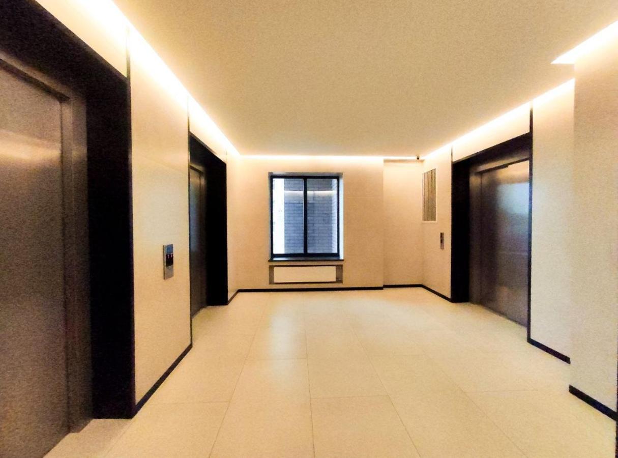 Petrovdom 52,67,205,213 In Smart Apartments In New York Concept House Kiev Exterior foto