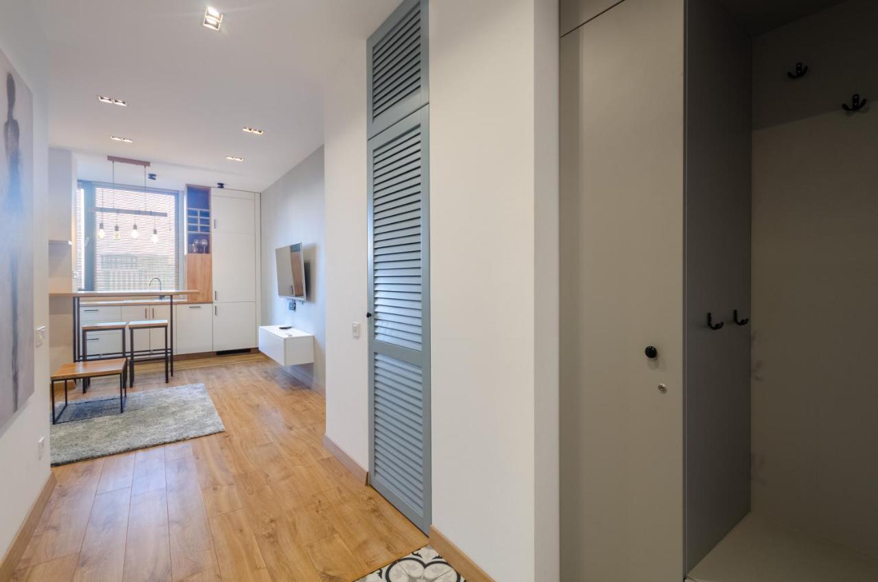 Petrovdom 52,67,205,213 In Smart Apartments In New York Concept House Kiev Exterior foto