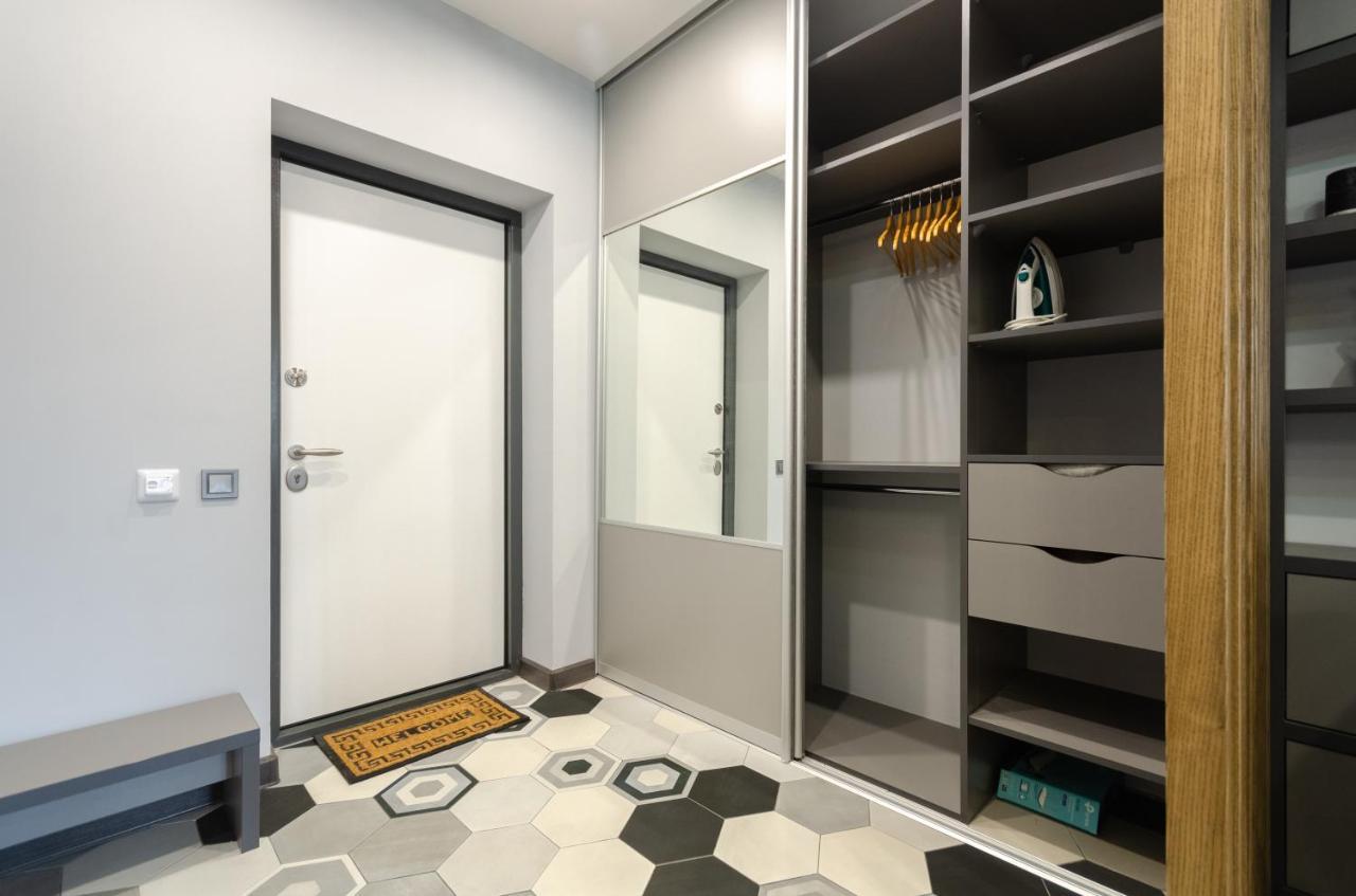 Petrovdom 52,67,205,213 In Smart Apartments In New York Concept House Kiev Exterior foto