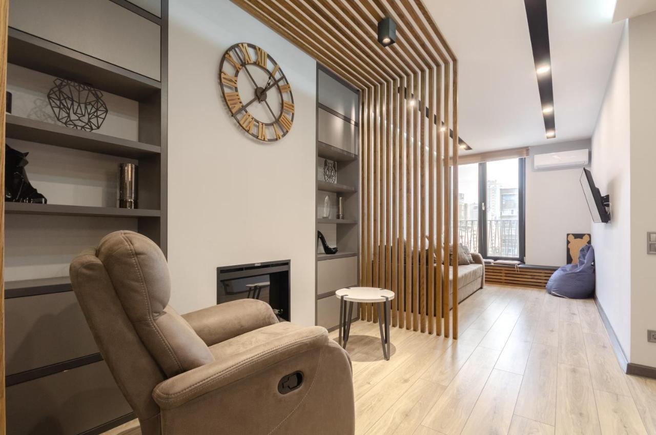 Petrovdom 52,67,205,213 In Smart Apartments In New York Concept House Kiev Exterior foto